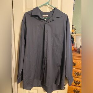Van Huesen men’s shirt. Gray. 17 1/2, 34/35